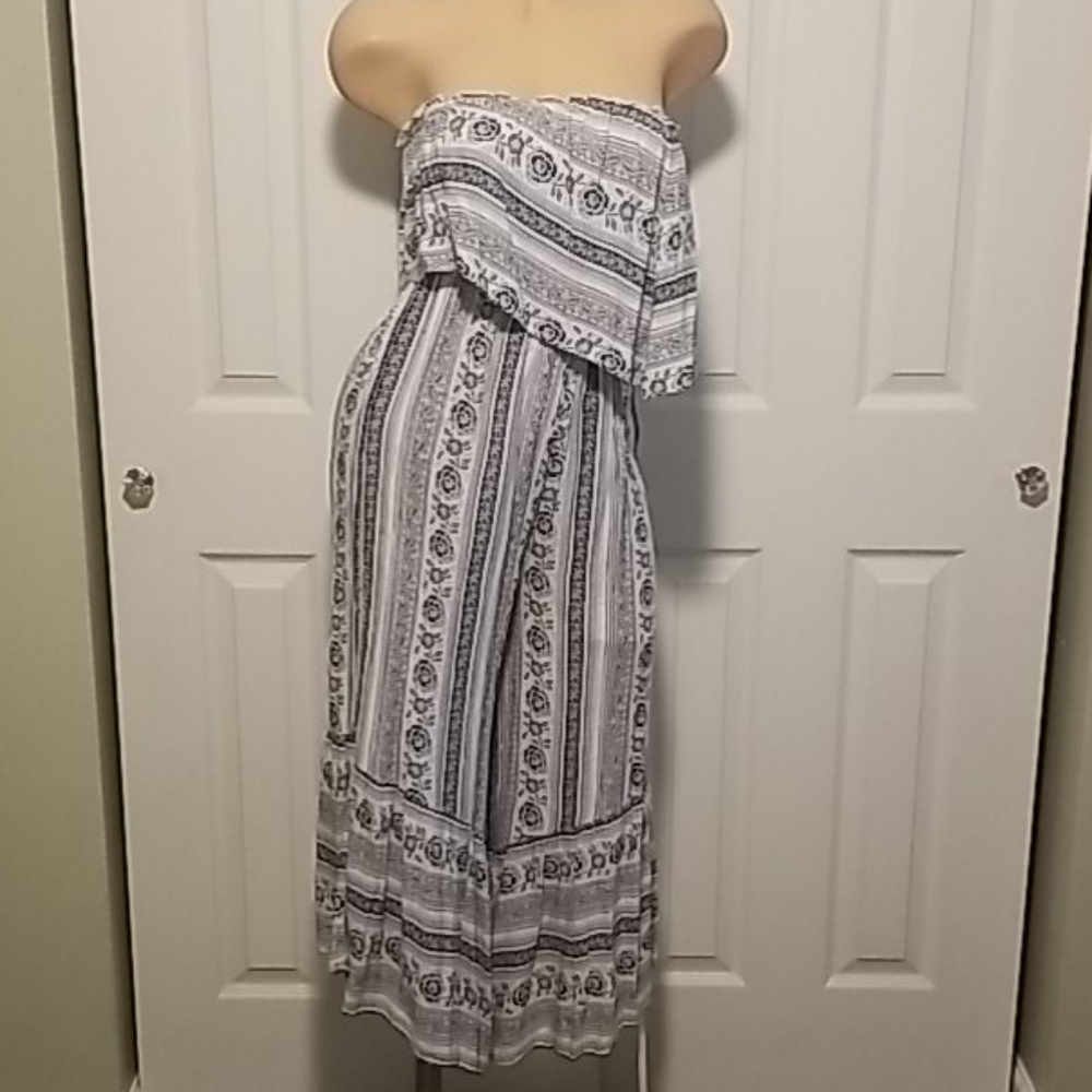 American Eagle Relaxed Romper Small S